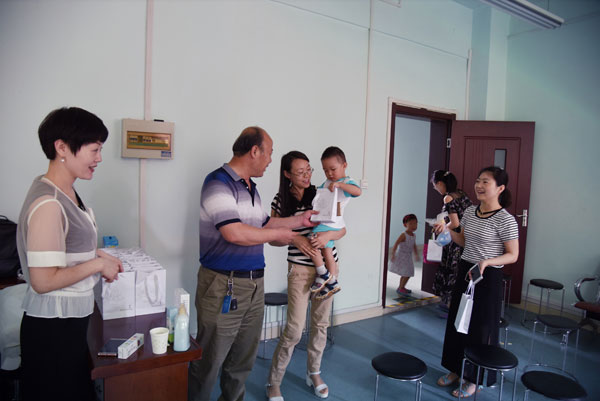 化验测试公司举办庆六一·关爱儿童知识讲座-姜鸣摄