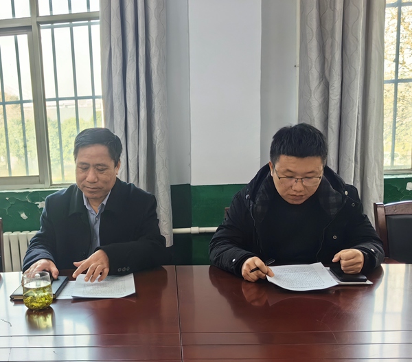 211671604261635863.jpeg 机关一党支部与钻井一支部召开联和学习会议(摄影:赵玥) .jpg