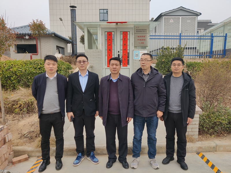 061678085924289106.jpeg 一一九勘探队 地热参观 (2).jpg