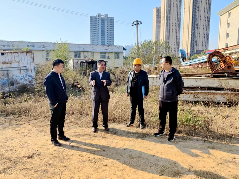 131699838694630441.jpeg 11月9日俱养社到韩城市东部断陷区岩溶地热水资源勘查与评价省级基金项目钻井施工现场检查指导工作.jpg