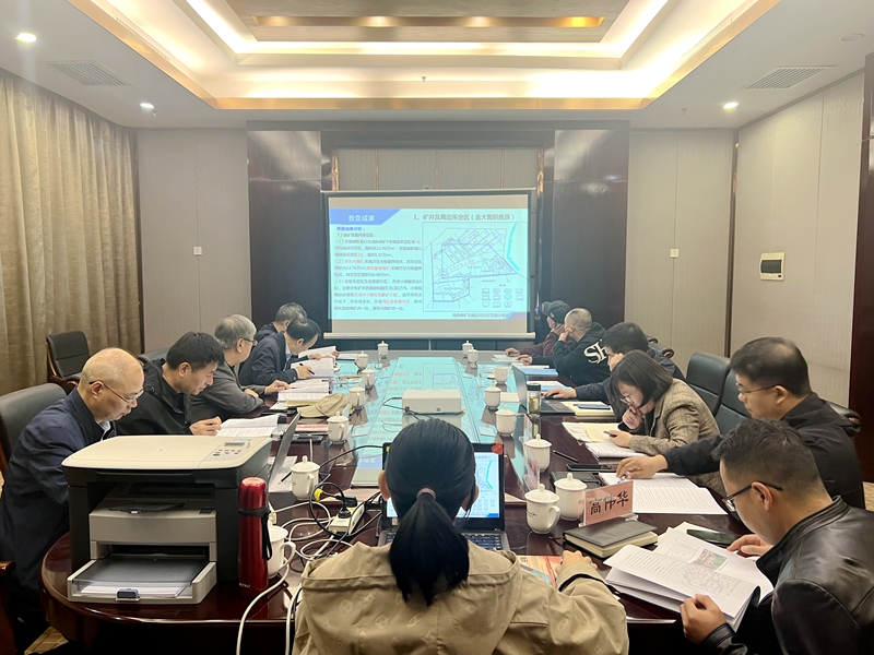 111704937819137599.jpeg 我公司编制的渭南地区16个报告顺利通过评审.jpg