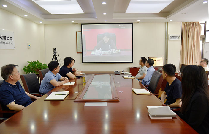 101715329142669475.jpeg 5.8张晓华摄影-陕西煤田地质油气钻采有限公司参加专项审计会议1.jpg