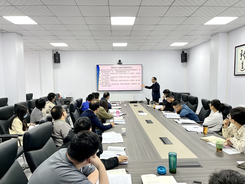 131715590756313767.jpeg 一三一公司召开《煤矿地质工作细则》学习培训会议 (2).jpg