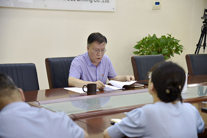 211718956817714688.jpeg 6.20-张晓华摄影-党委书记桑卫功讲党课 (1).jpg