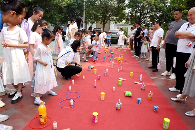 021719905007620627.jpeg “共享阳光·共助成长”—一三一公司开展欢乐庆“六一”活动 (摄影:高雪) (3).JPG