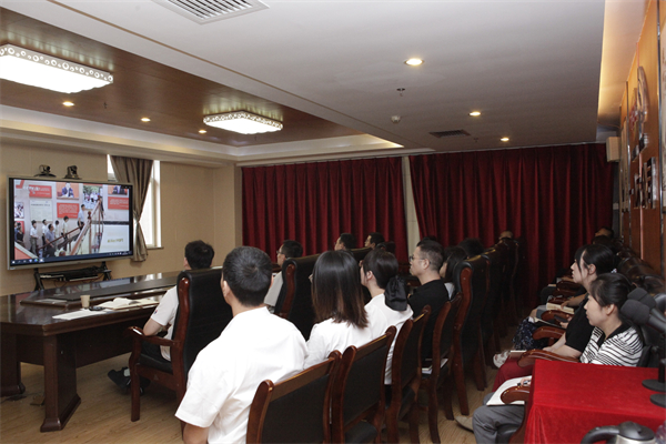 6月30日，一八六公司召开深入贯彻中央八项规定精神学习教育专题学习班暨警示教育会议。摄影：郭玉佳 (2).jpg