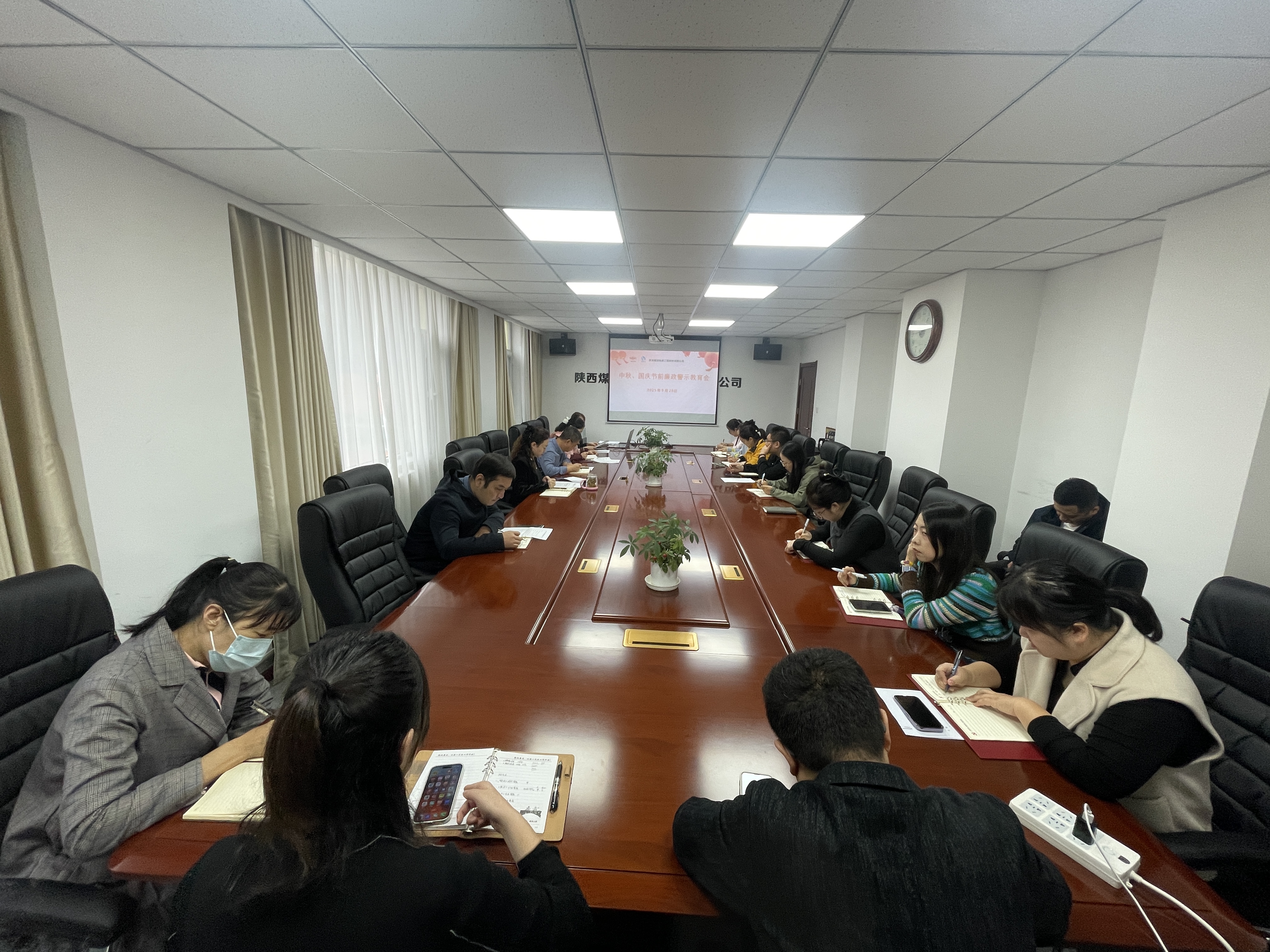 091759973478131141.jpeg 14ef8d790d833107894d8d93a122ac3c.jpg