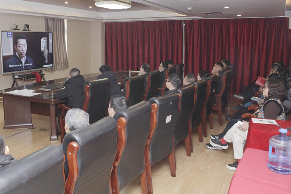 1月28日下午，一八六公司组织召开春节前警示教育暨廉政谈话会议。摄影：郭玉佳 (2).jpg